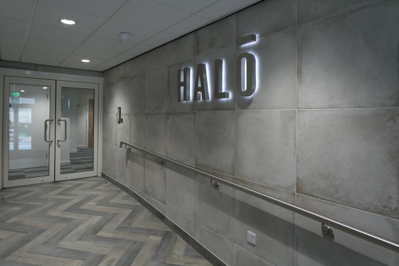 Hilltop Serviced Apartments- Northern Quarter Manchester Exteriör bild